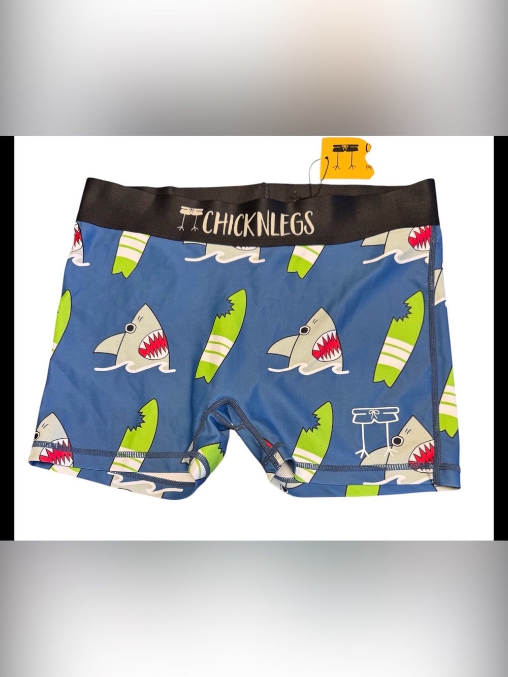 NWT Chicknlegs Women's sharks 3" Compression Shorts